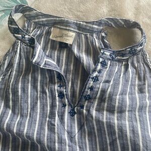 Universal thread Lightweight tank. Small